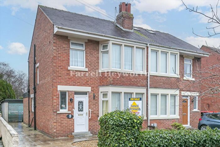 3 Bedroom Semi-Detached House For Sale In Lindsay Avenue, Poulton Le Fylde, FY6