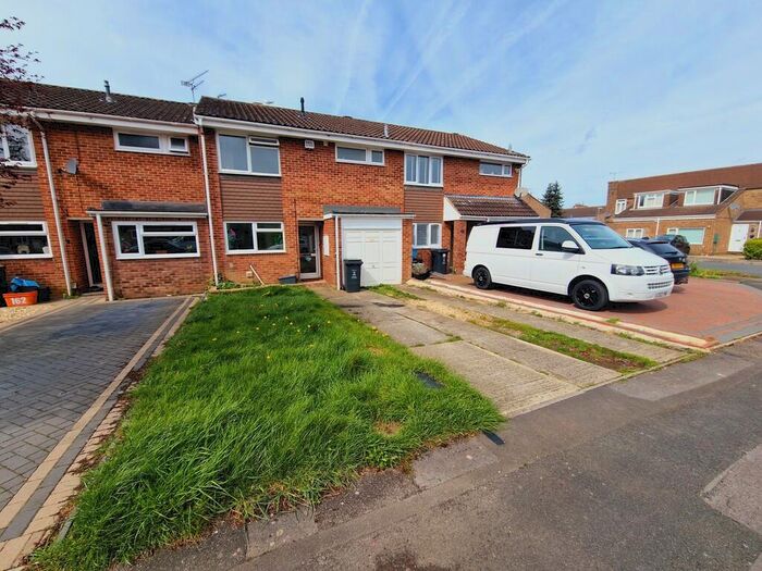 3 Bedroom Terraced House To Rent In Ridge Nether Moor, Liden, Swindon, SN3