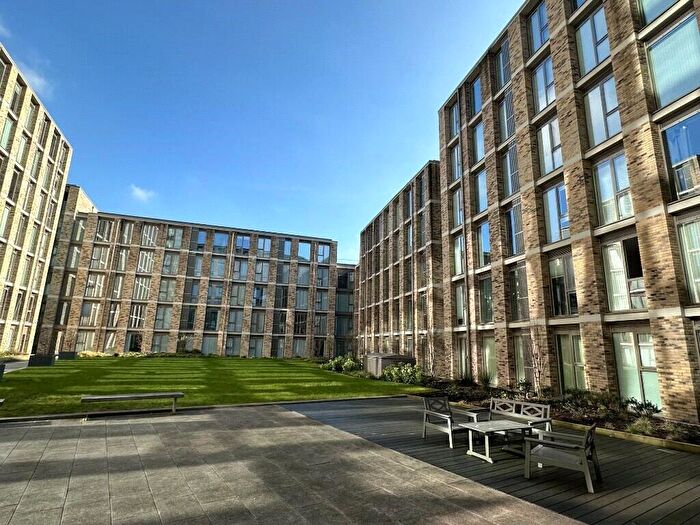 2 Bedroom Apartment To Rent In Burlington Square, Boundary Lane, Manchester, Greater Manchester, M15