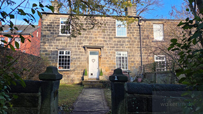 3 Bedroom Cottage For Sale In Claremount, Far Headingley, Leeds, West Yorkshire, LS6