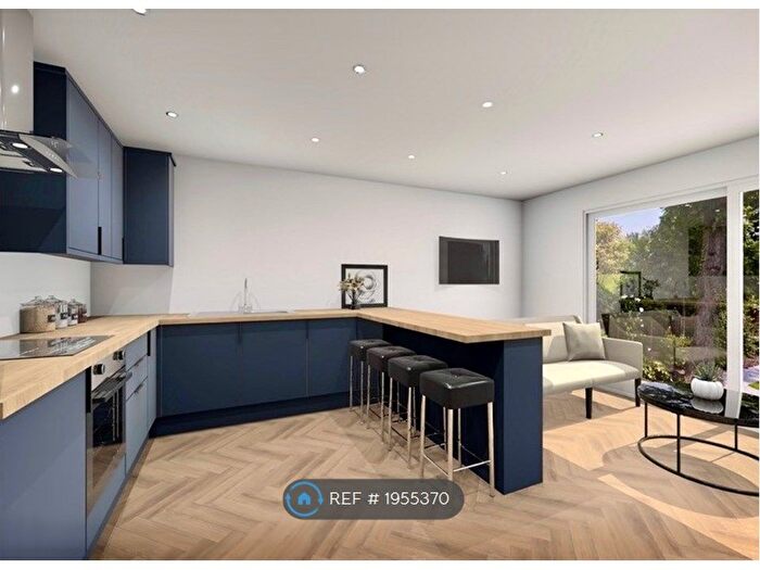 4 Bedroom Semi-Detached House To Rent In Radbourne Street, Derby, DE22