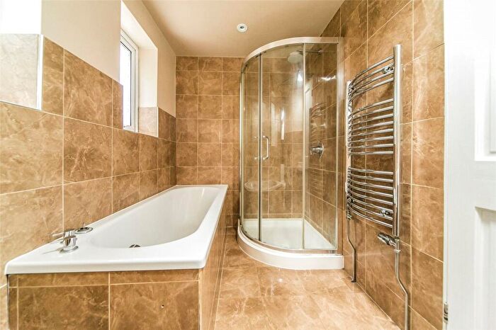 3 Bedroom Terraced House For Sale In Rodway Road, Tilehurst, Reading, RG30