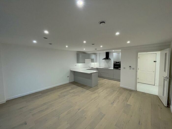 2 Bedroom Apartment To Rent In Station Road, New Barnet, EN5