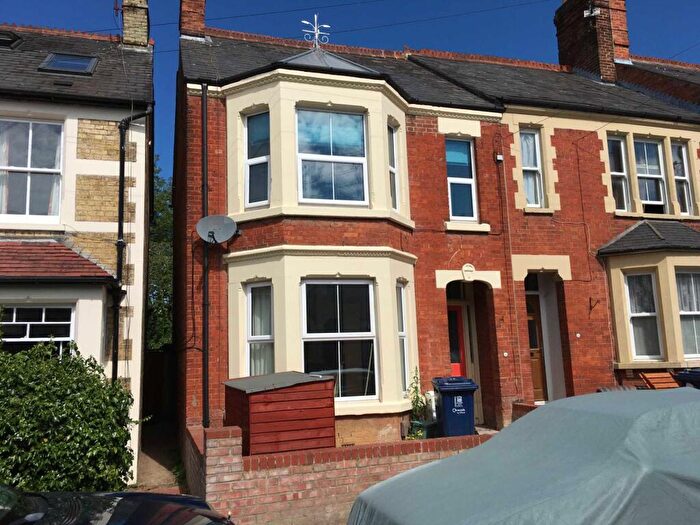 5 Bedroom End Of Terrace House To Rent In Southfield Road, East Oxford **Hmo Property **, OX4