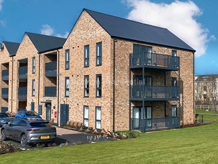 2 Bedroom Apartment To Rent In Elder Crescent, St Neots, PE19