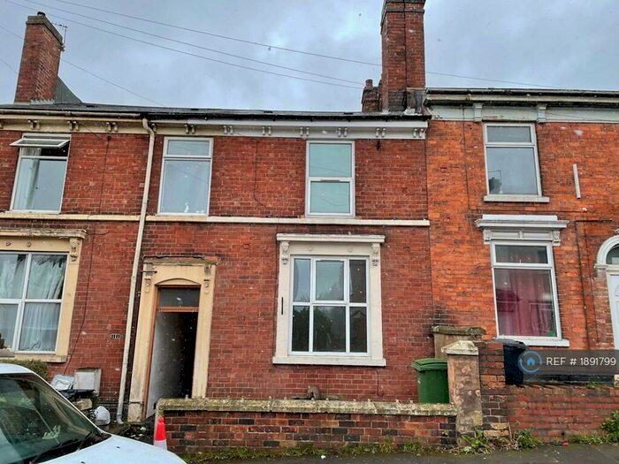 3 Bedroom Terraced House To Rent In Bourne Street, Dudley, DY2