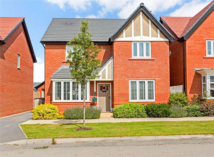 4 Bedroom Detached House To Rent In Bluebell Road, Holmes Chapel, Crewe, Cheshire, CW4