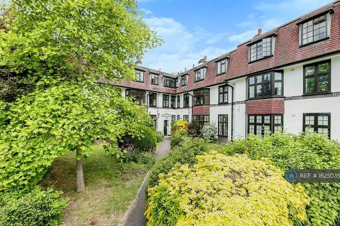 2 Bedroom Flat To Rent In Effingham Lodge, Kingston Upon Thames, KT1