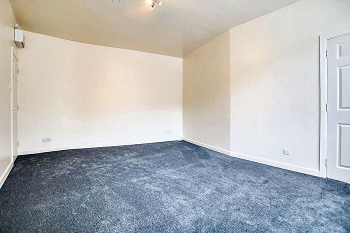 3 Bedroom Apartment To Rent In Queens Road, Leicester, LE2