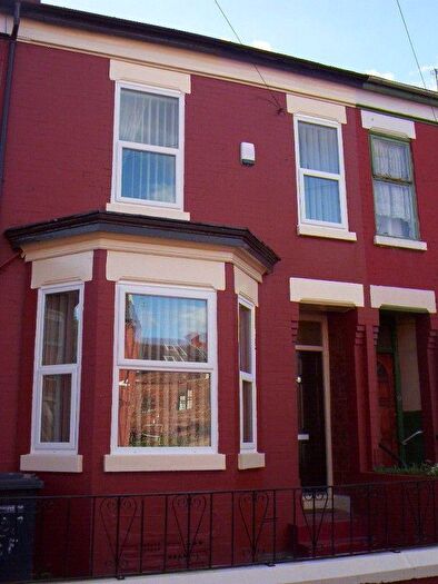 5 Bedroom Terraced House To Rent In Acomb Street Hulme, Manchester. ., M15