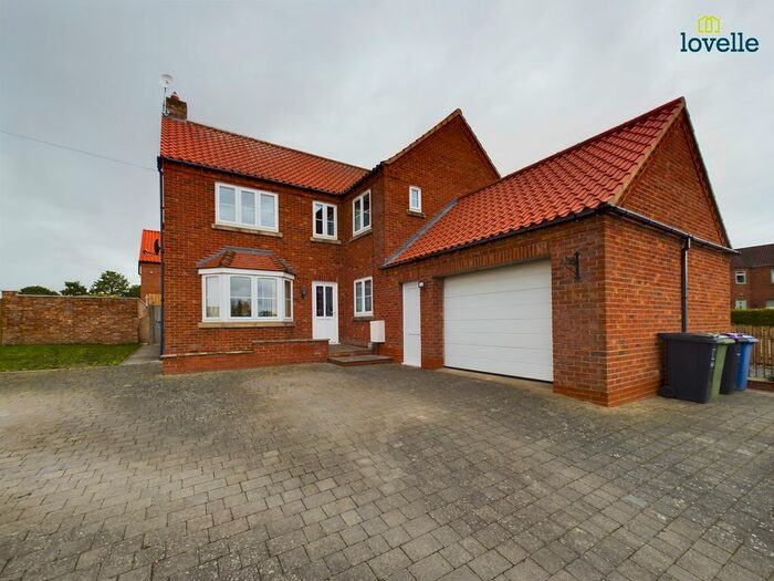 4 Bedroom Detached House To Rent In Main Road, Legsby, LN8