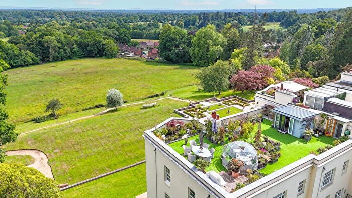 3 Bedroom Apartment For Sale In Swan Green, Emery Down, Lyndhurst, SO43
