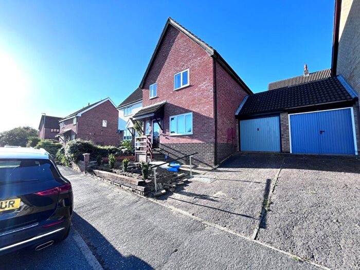 3 Bedroom Semi-Detached House To Rent In Lindford Drive, Norwich, Norfolk, NR4
