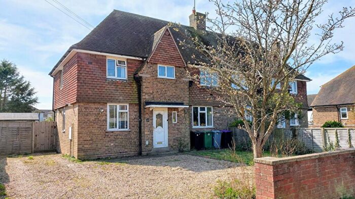 3 Bedroom Semi-Detached House For Sale In The Crescent, Morton, Bourne, PE10