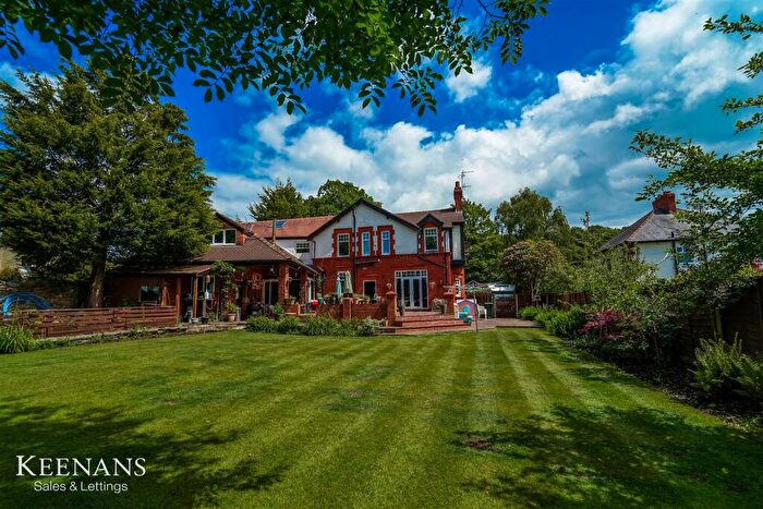5 Bedroom Detached House For Sale In Knowsley Road, Wilpshire, BB1