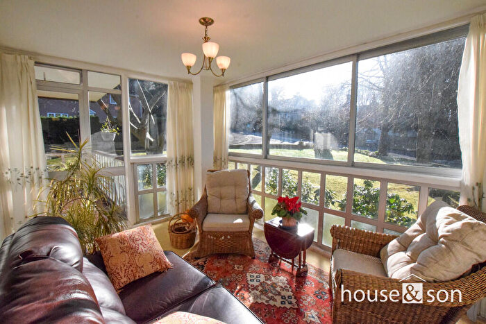 2 Bedroom Apartment For Sale In Wychwood Grange, Braidley Road, Meyrick Park, Bournemouth, BH2