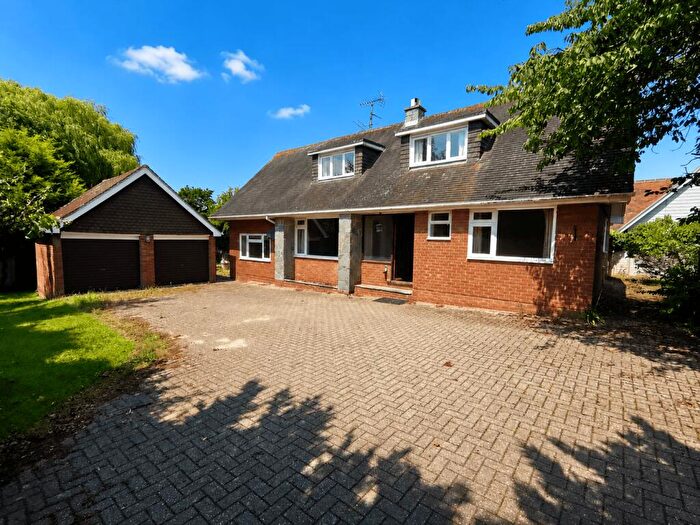 4 Bedroom Detached House For Sale In Firs Chase West Mersea, CO5