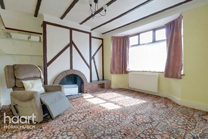 3 Bedroom Semi Detached House For Sale In Woodhall Crescent, Hornchurch, RM11