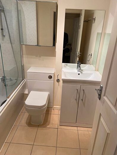 1 Bedroom Flat To Rent In Gawton Crescent, Netherne On The Hill, CR5