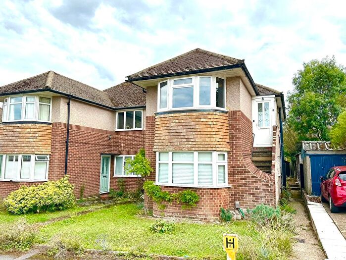 2 Bedroom Maisonette For Sale In Willis Close, Epsom, KT18