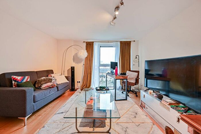 1 Bedroom Flat For Sale In Glaisher Street, Greenwich, London, SE8