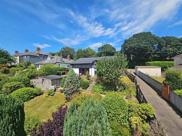 4 Bedroom Detached House For Sale In Whitchurch Road, Tavistock, PL19