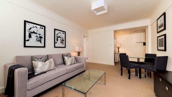 2 Bedroom Flat To Rent In Pelham Court, Fulham Road, South Kensington, London, SW3