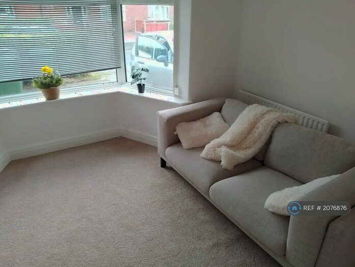 1 Bedroom Flat To Rent In Crossgates, Leeds, LS15