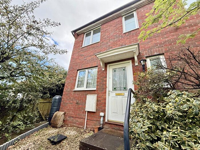 2 Bedroom End Of Terrace House For Sale In Sheens Meadow, Newnham, GL14