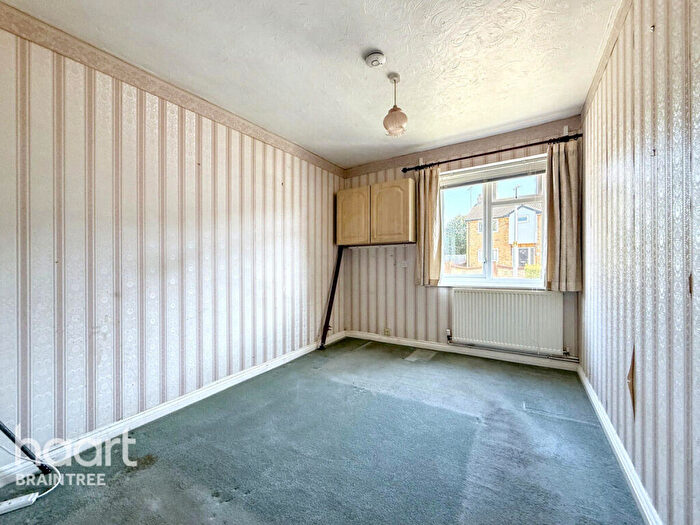 2 Bedroom Bungalow For Sale In Thames Close, Braintree, CM7