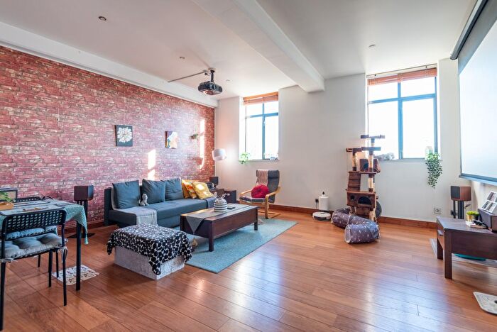 1 Bedroom Flat To Rent In Jedburgh Road, London, E13