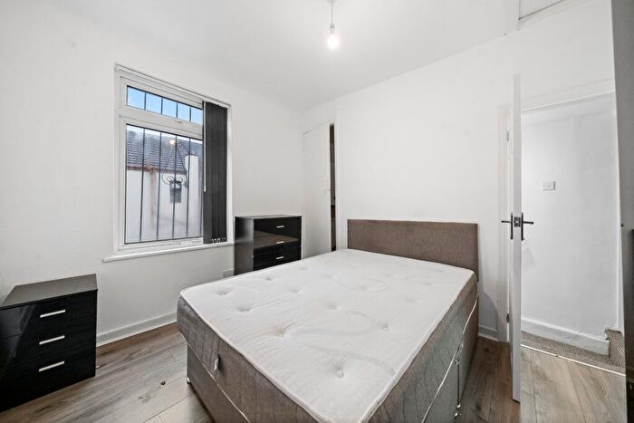 3 Bedroom Terraced House To Rent In Herrick Street, Liverpool, Merseyside, L13