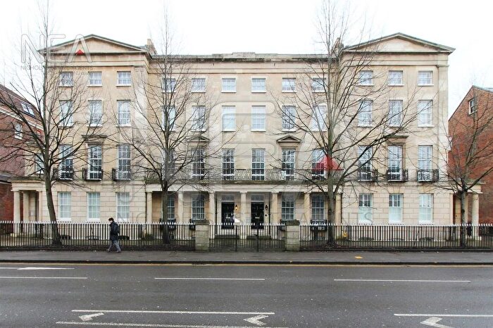 2 Bedroom Flat To Rent In London Road, Reading, RG1