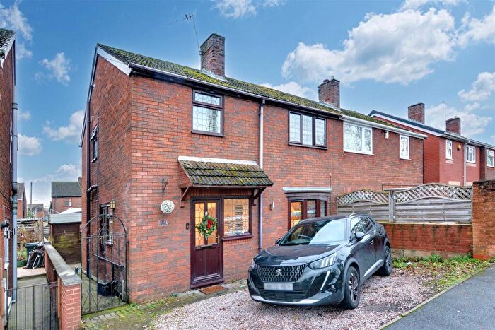 3 Bedroom Semi Detached House For Sale In Park Road, Calverton, Nottingham, NG14