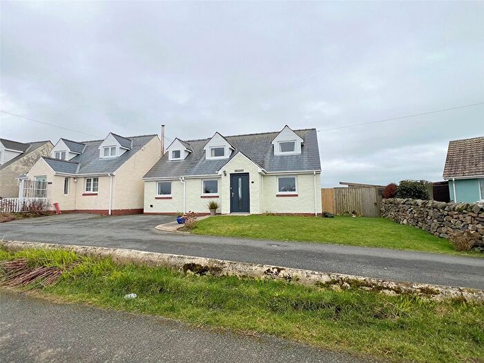 3 Bedroom Detached House For Sale In Pen Y Cwm, Haverfordwest, Dyfed, SA62