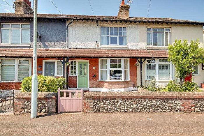 3 Bedroom Terraced House For Sale In Sompting Road, Worthing, BN14