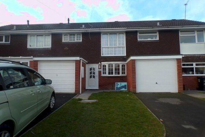 3 Bedroom Property To Rent In Ingleby Gardens, Wolverhampton, WV6