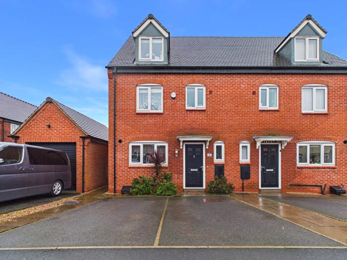 4 Bedroom Semi Detached House For Sale In Linstock Way, Boulton Moor, DE24