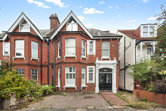 Flat To Rent In Wilbury Villas, Hove, BN3