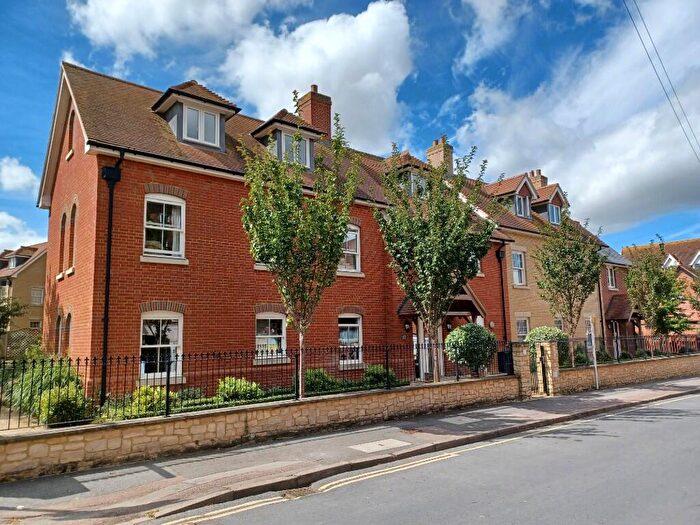 2 Bedroom Retirement Property For Sale In Church Street, Wantage, Oxfordshire, OX12