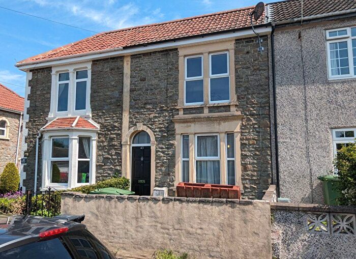 4 Bedroom Semi Detached House To Rent In – Shrubbery Road, BS16