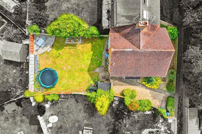 4 Bedroom Semi-Detached House For Sale In Prince Park, Hemel Hempstead, HP1