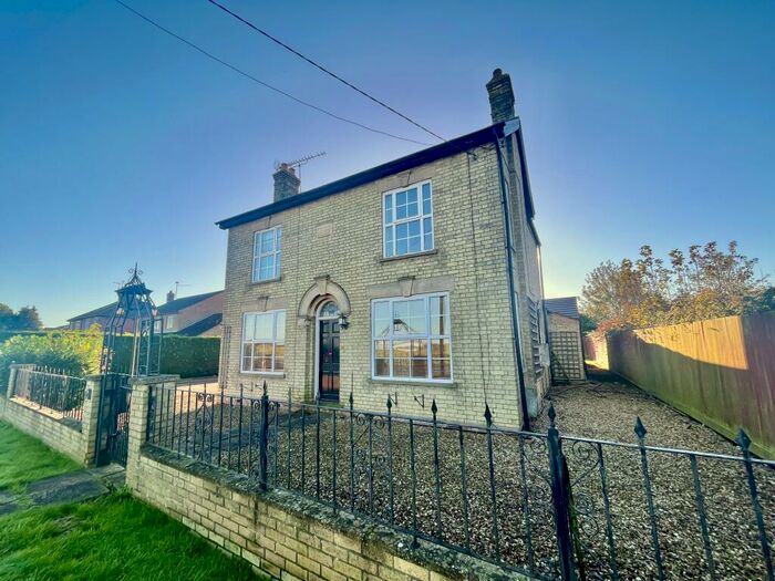 5 Bedroom House To Rent In Wimblington Road, Doddington, March, PE15