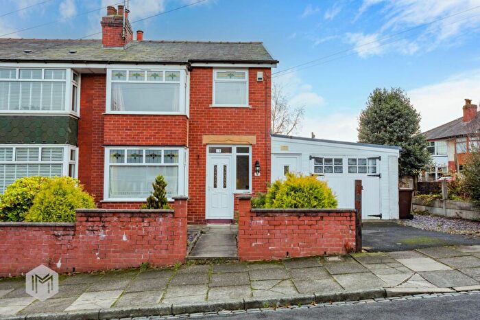 3 Bedroom Semi-Detached House For Sale In Kingsley Street, Bury, BL8