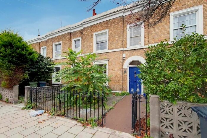 4 Bedroom Semi-Detached House To Rent In Claylands Road, London, SW8