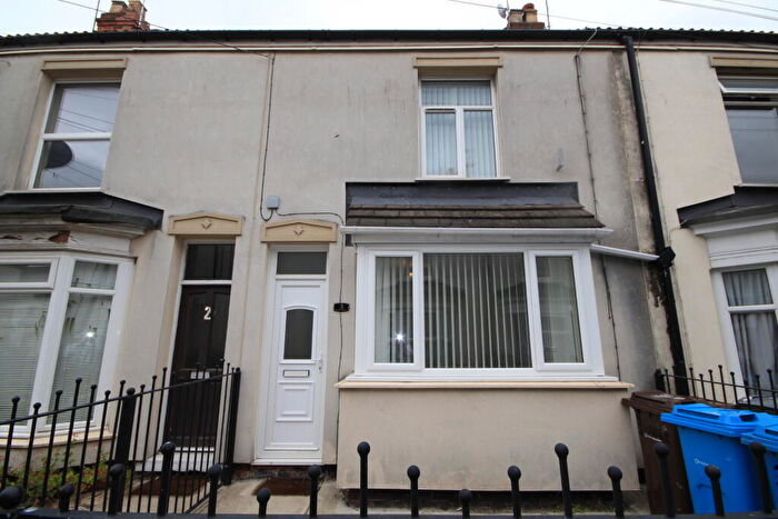 2 Bedroom Terraced House To Rent In Mables Villas, Holland St, Hull, HU9