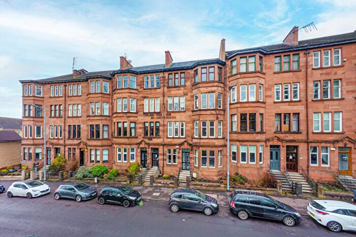 2 Bedroom Apartment For Sale In Broomhill Drive, Broomhill, Glasgow, G11