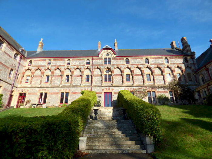 3 Bedroom Flat To Rent In St. Scholasticas, Teignmouth, TQ14