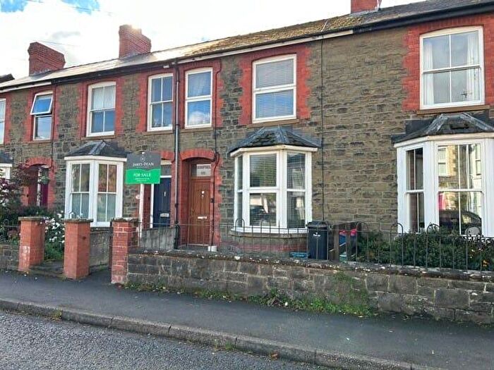3 Bedroom Town House For Sale In Park Road, Builth Wells, LD2