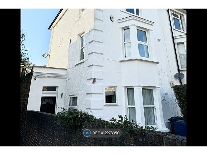 1 Bedroom Flat To Rent In Ealing, London, W13